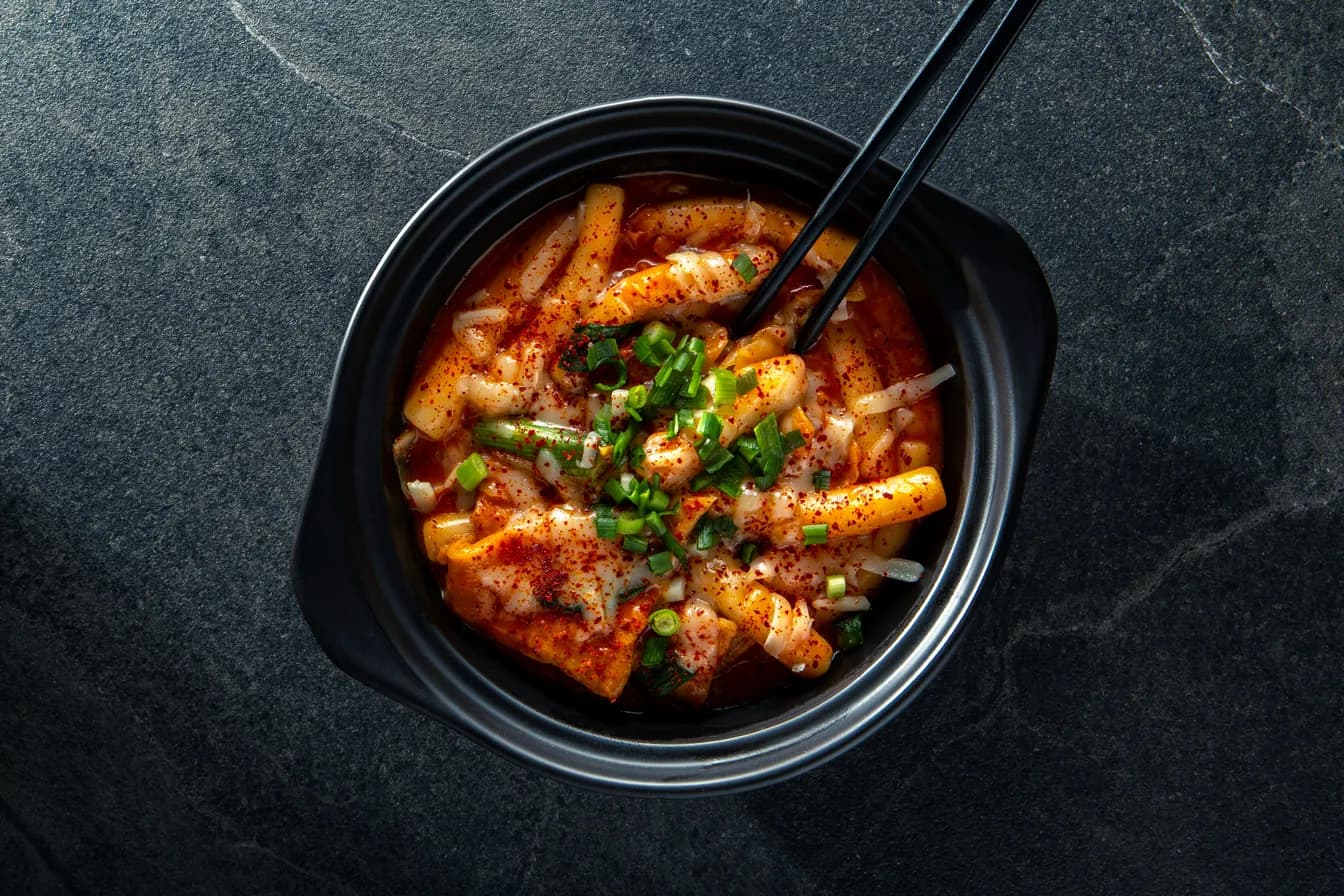 Tteokbokki – fertig angerichtet